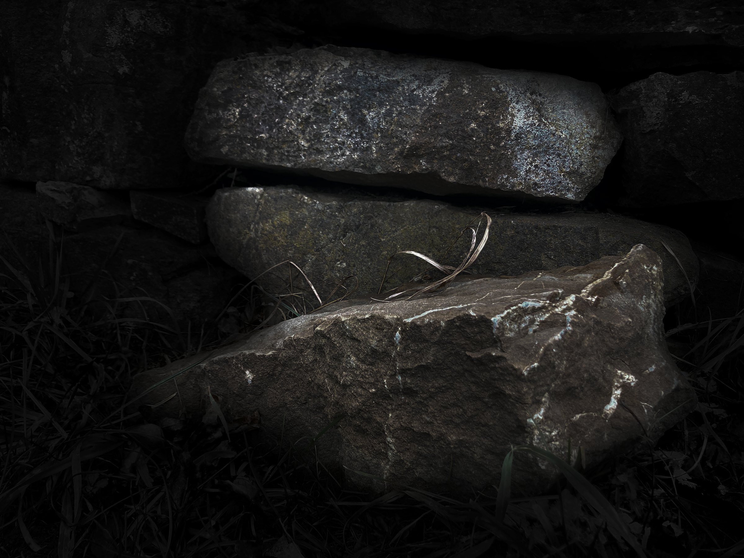 Gravity, p12: stone in the dark